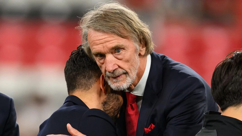 奥纳纳在本, 足球内幕, 中场