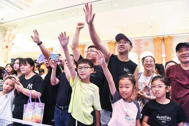 劳动报, 让大家能够, 一股新的全